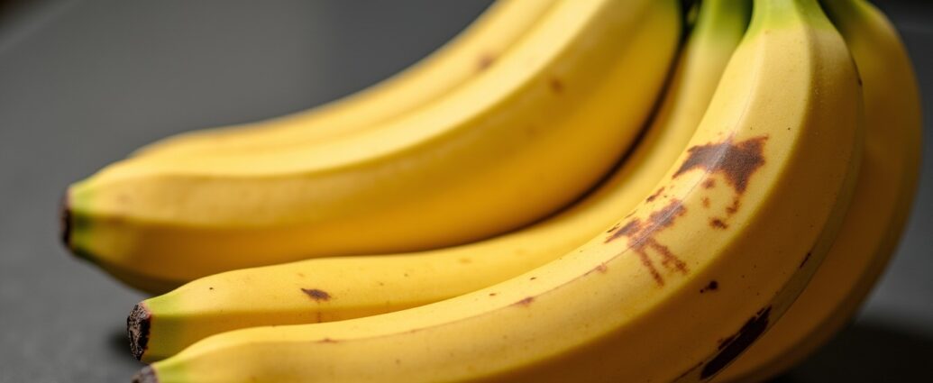 Banane noire : tout ce qu'il faut savoir sur sa consommation, ses risques et ses bienfaits
